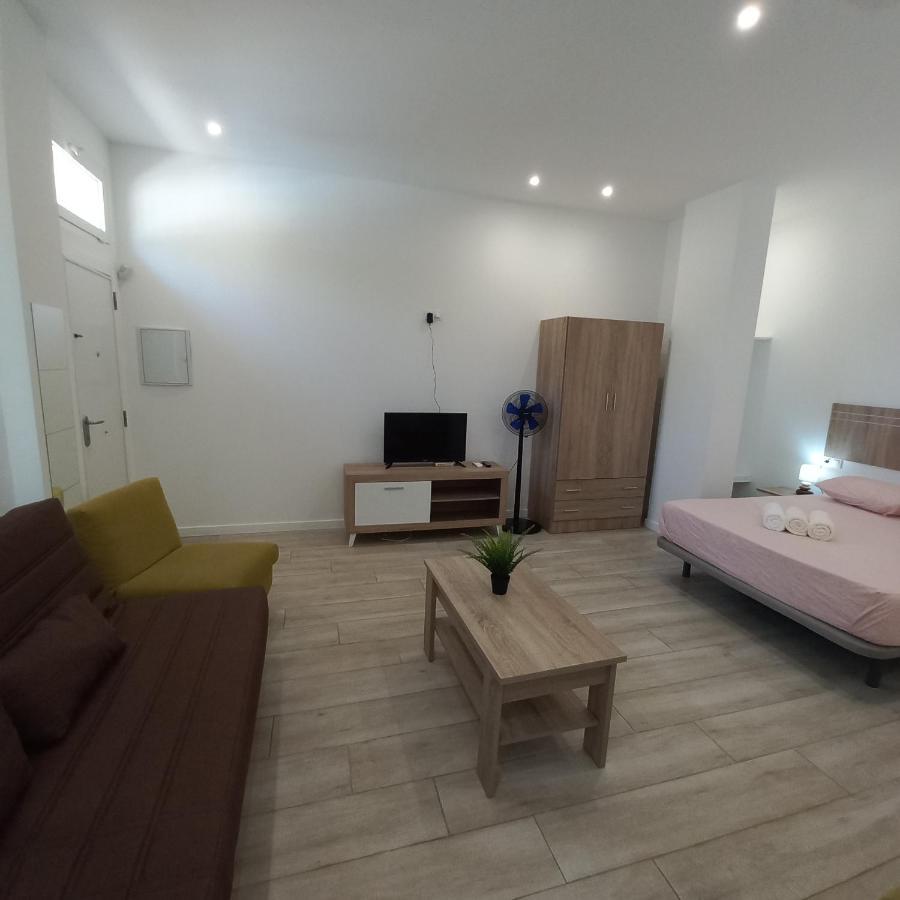 Malaga Velarde Center 3 아파트 외부 사진