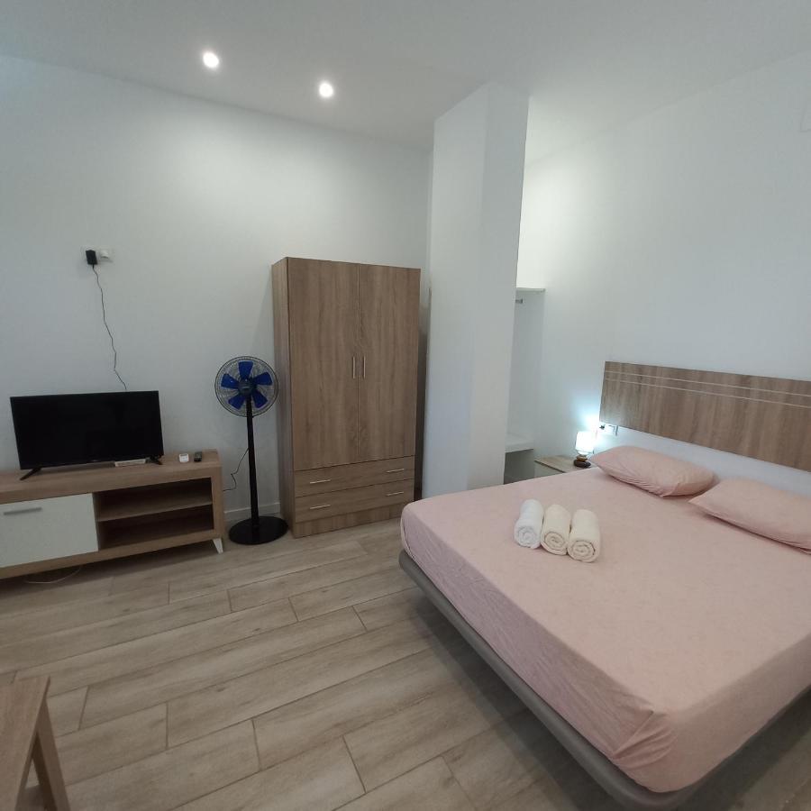 Malaga Velarde Center 3 아파트 외부 사진